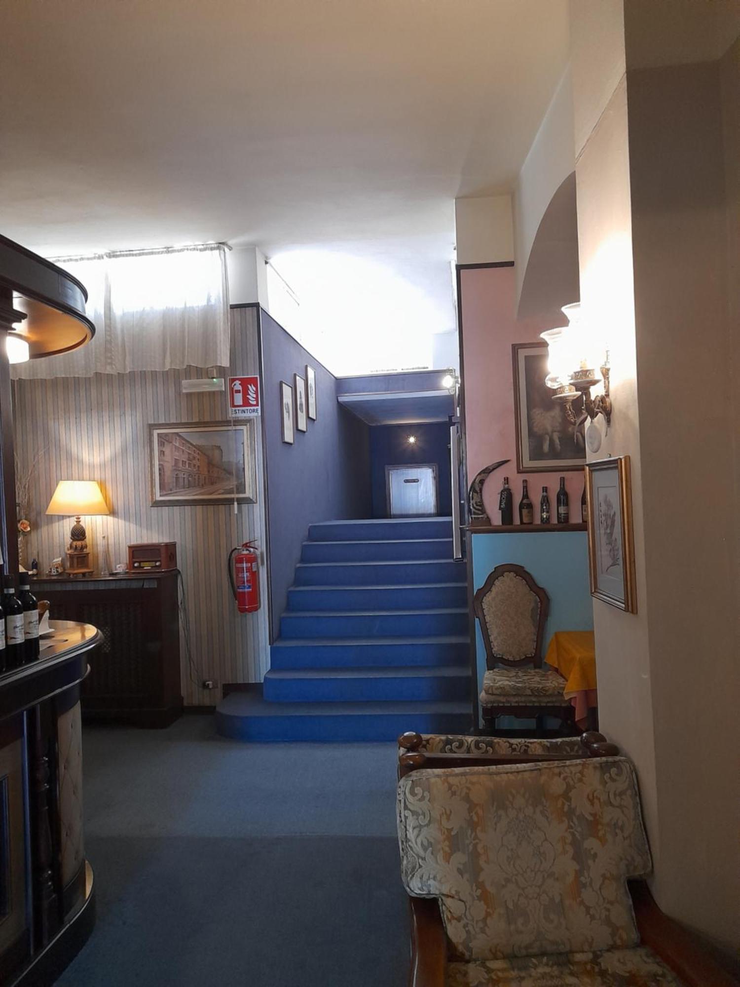 Hotel Florida Arona Kültér fotó