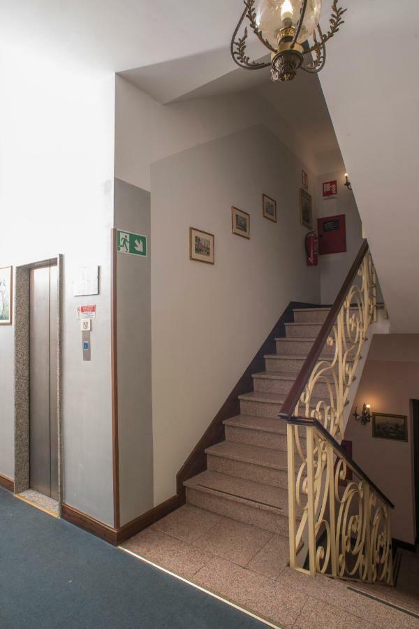 Hotel Florida Arona Kültér fotó