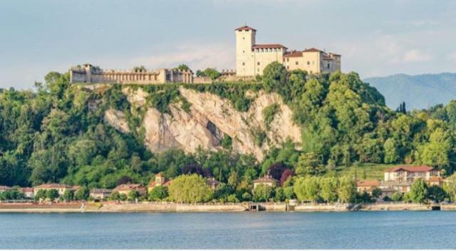 Hotel Florida Arona Kültér fotó